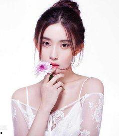 娱乐吃瓜社孟子义,娱乐圈的“瓜中瓜”,揭秘她的成长与蜕变 第2张 娱乐吃瓜社孟子义,娱乐圈的“瓜中瓜”,揭秘她的成长与蜕变 第2张